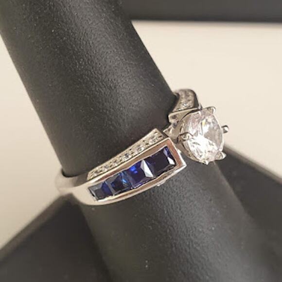 Sterling Silver 925 Synthetic Sapphire Crystal Ring Size 7 1/2  New Without Tags - Picture 2 of 10